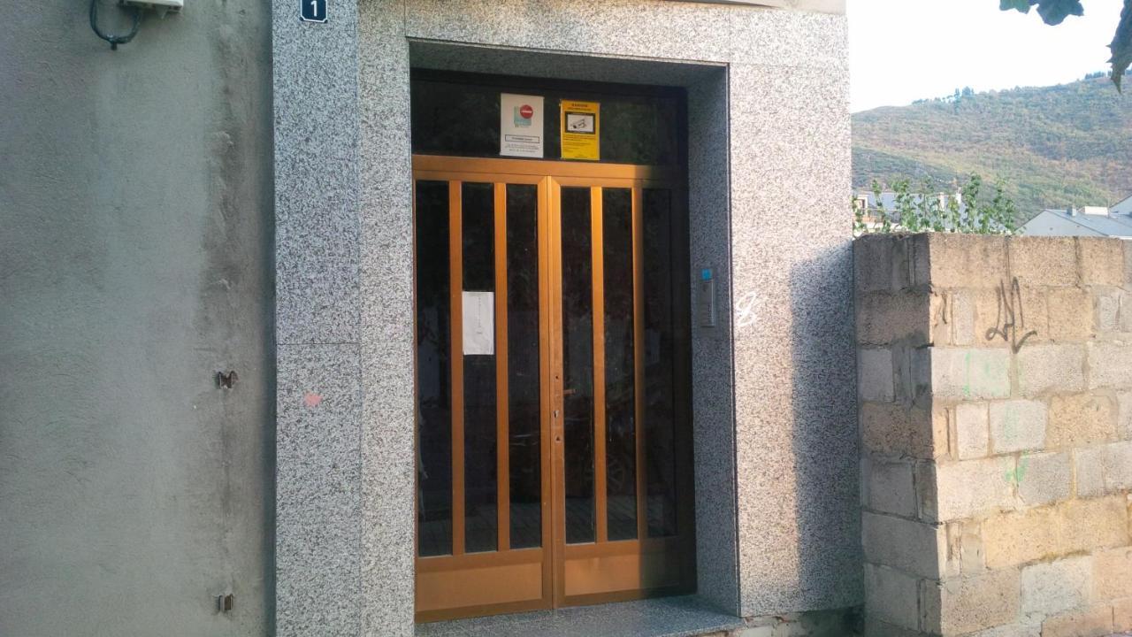 Jaen Apartment Понферрада Екстер'єр фото