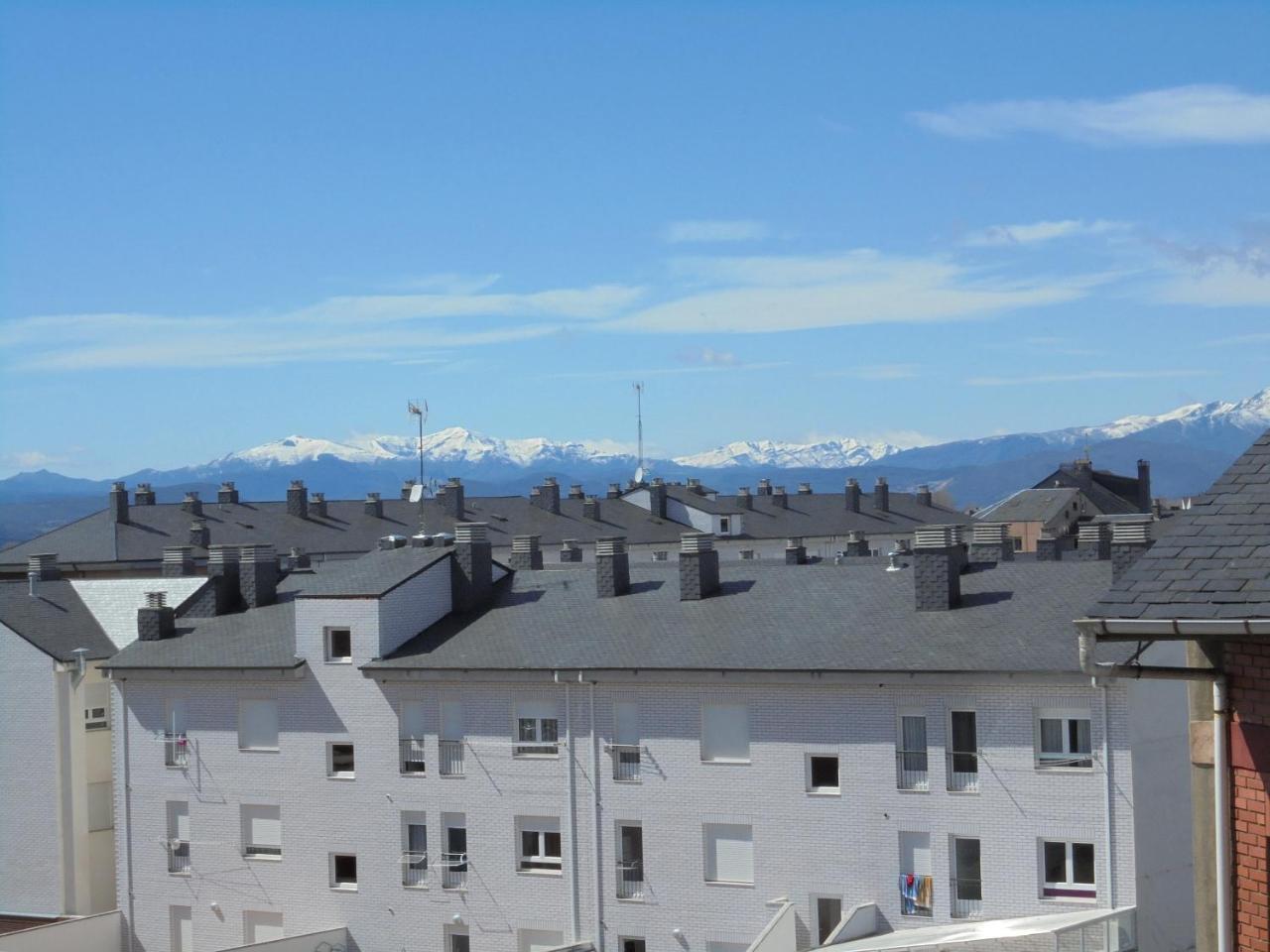 Jaen Apartment Понферрада Екстер'єр фото